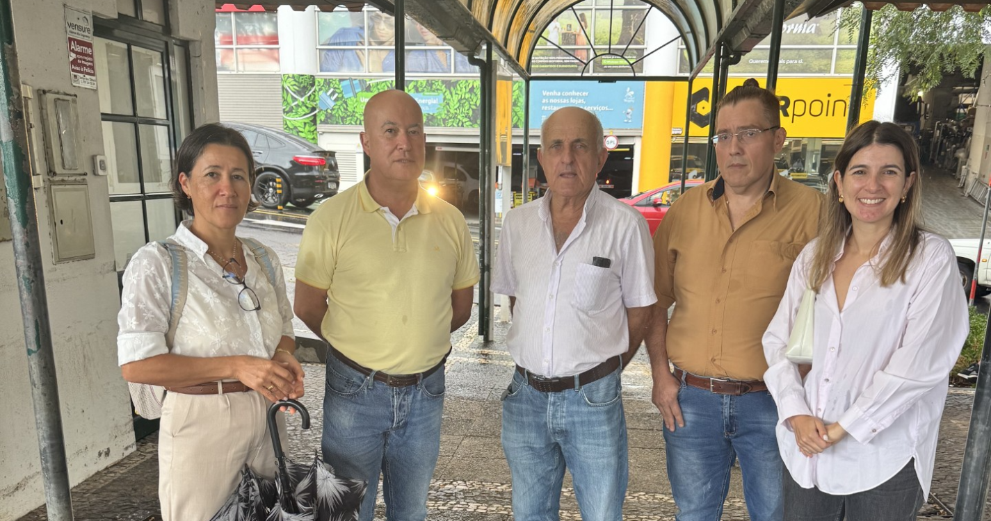 PTP denuncia exclusão dos taxistas do Caniço da praça do aeroporto