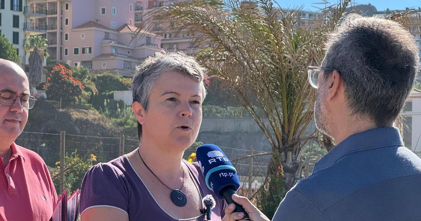 Dina Letra contra entrega da Praia Formosa “aos patos bravos do regime”