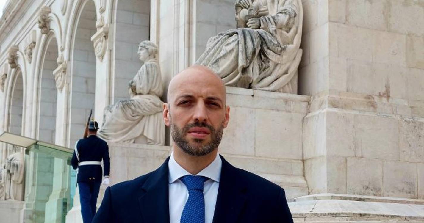 Chega afirma que crise na natalidade resulta dos “ataques do Estado à família”