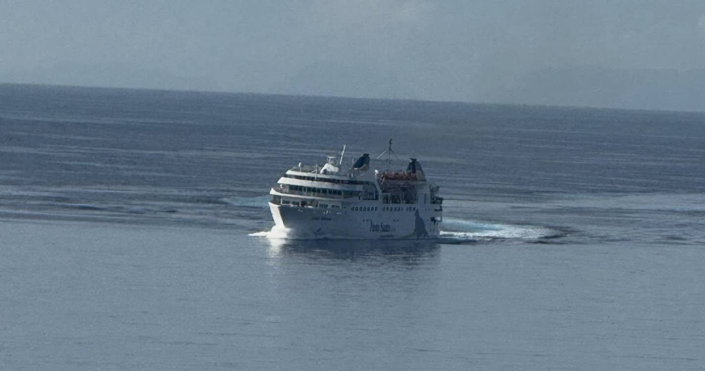 Desvio ‘inesperado’ do Lobo Marinho intriga passageiros