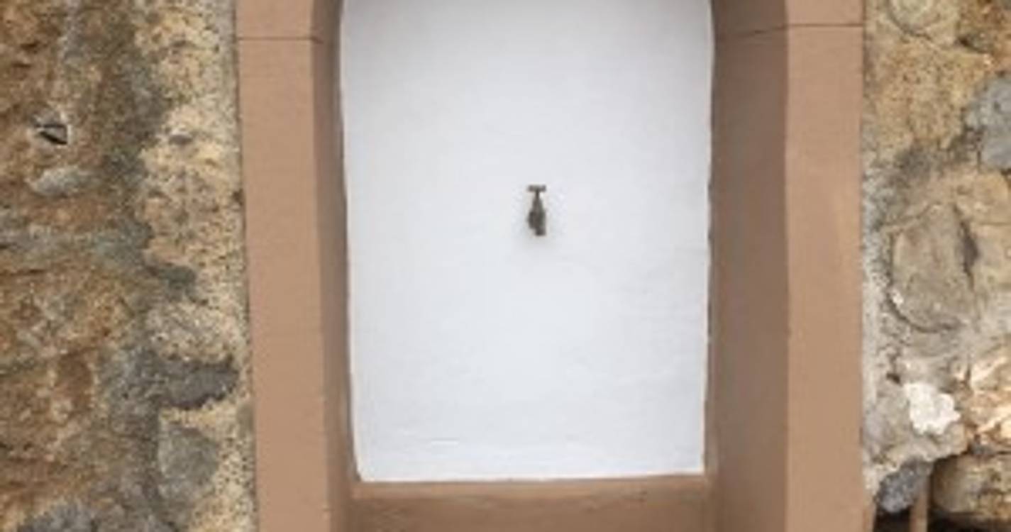 Junta de Freguesia da Calheta recuperou fontanários. Saiba quais.