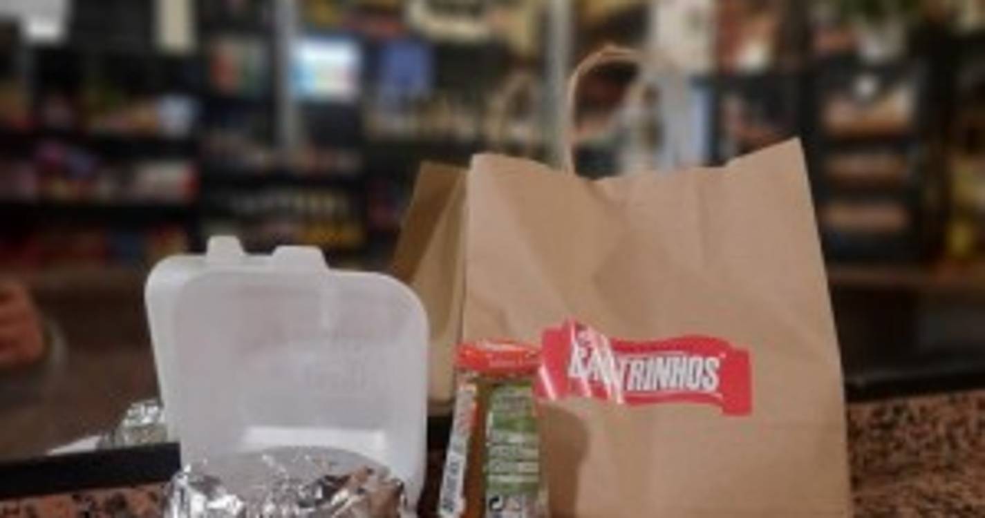 Covid-19: 'Os Castrinhos' mimam profissionais no hospital