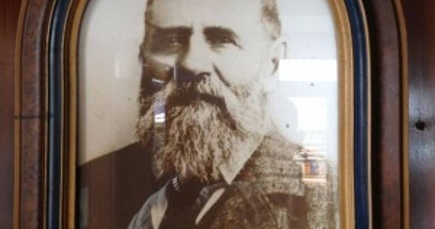 Nova Zelândia: Hotel construído por madeirense há 150 anos tornou-se referência turística (com fotos)