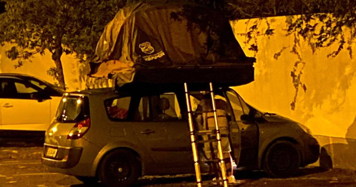 Campismo irregular na Praia Formosa (com fotos)