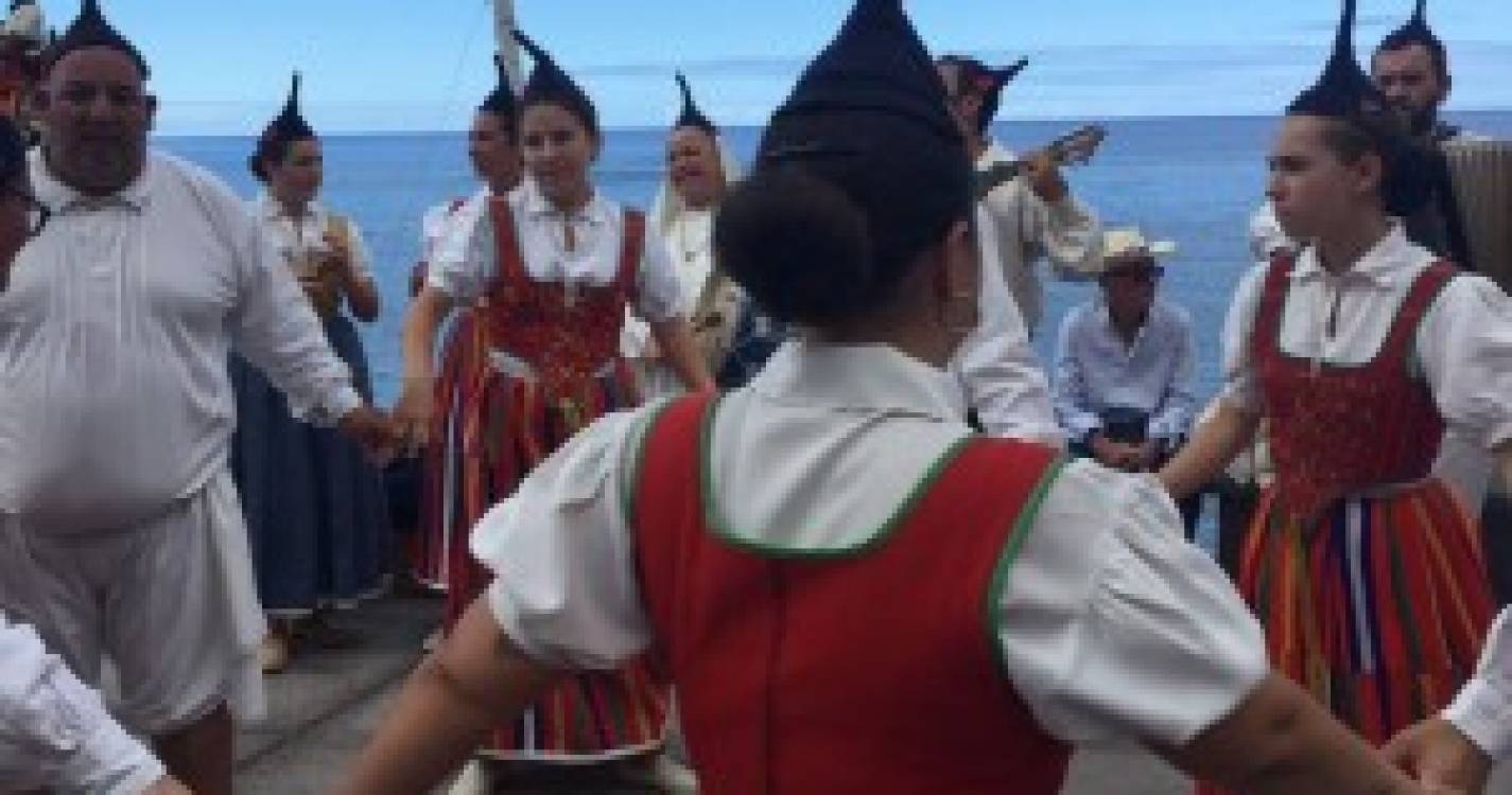 Madalena do Mar começa a encher para Festa do PS (com fotos)