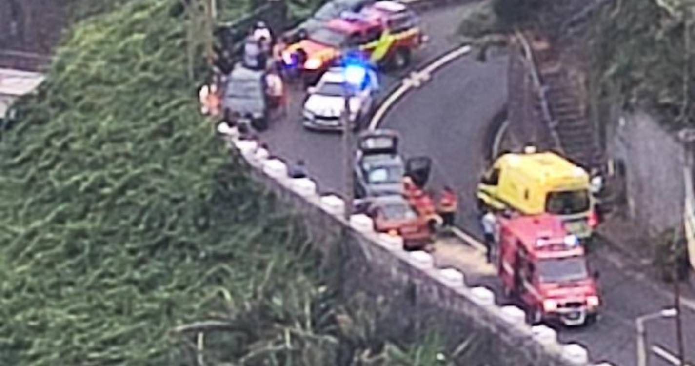 Acidente no Garachico faz sair bombeiros e polícia