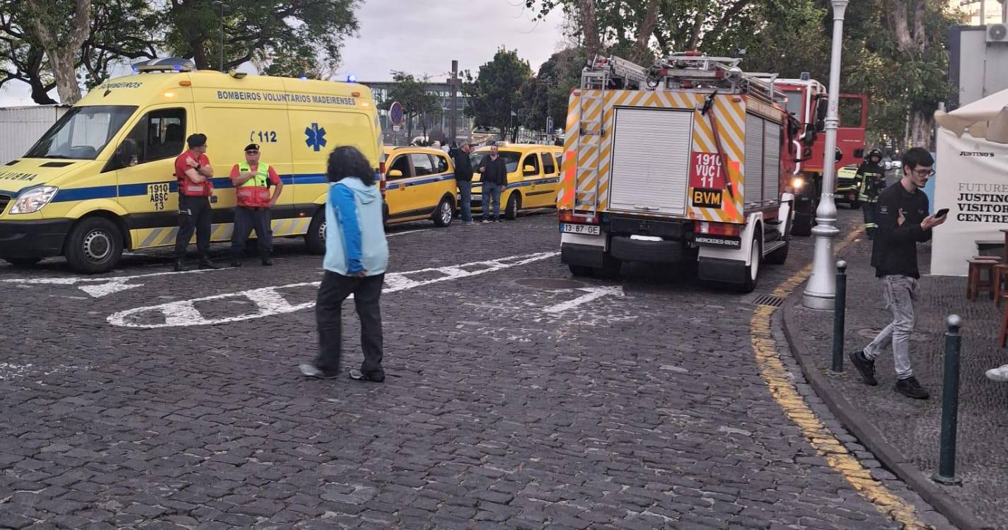 Incêndio em restaurante da Zona Velha acionou corporações de bombeiros do Funchal