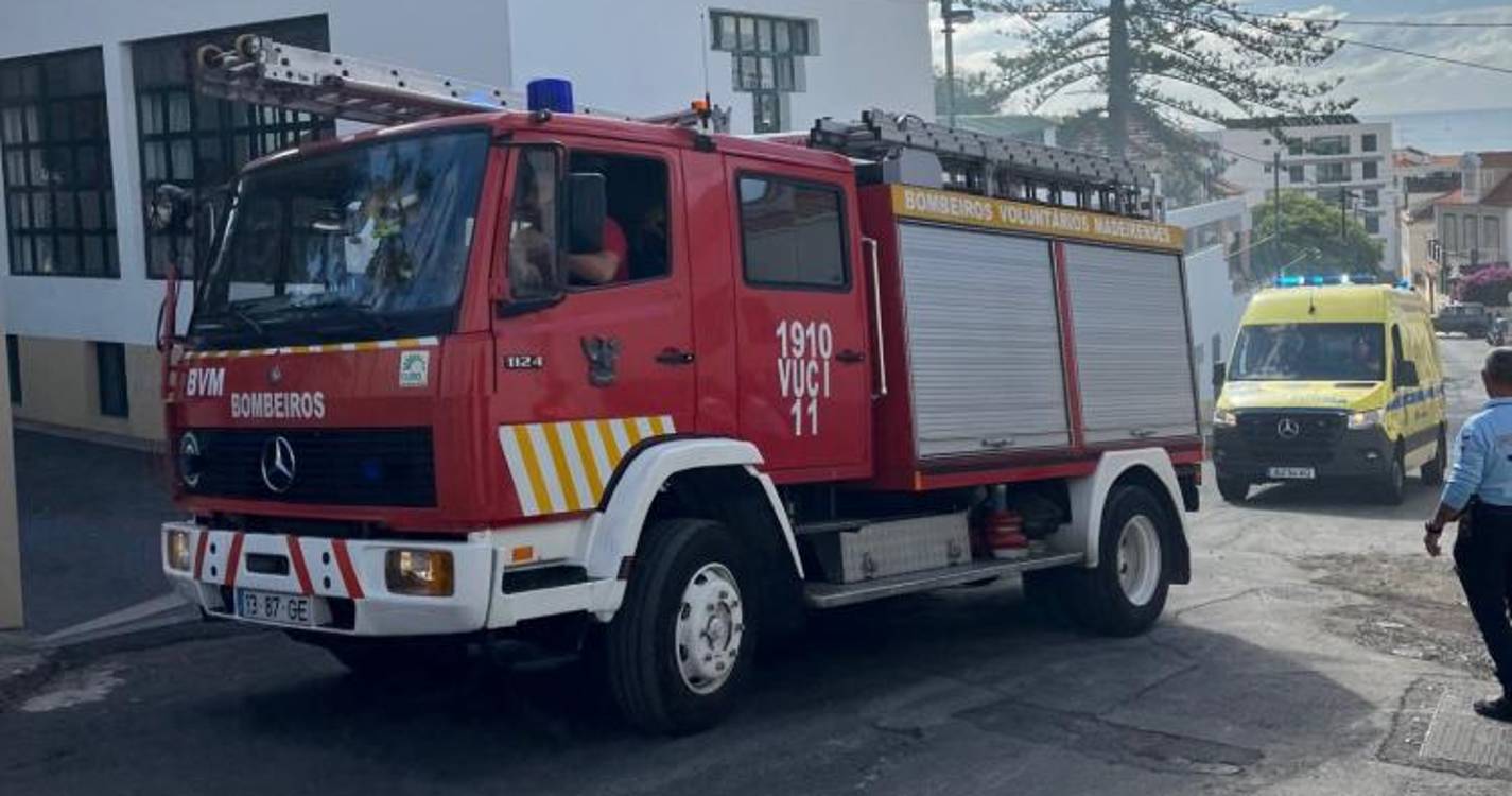 Simulacro de incêndio mobilizou crianças e adultos no Infantário Donamina