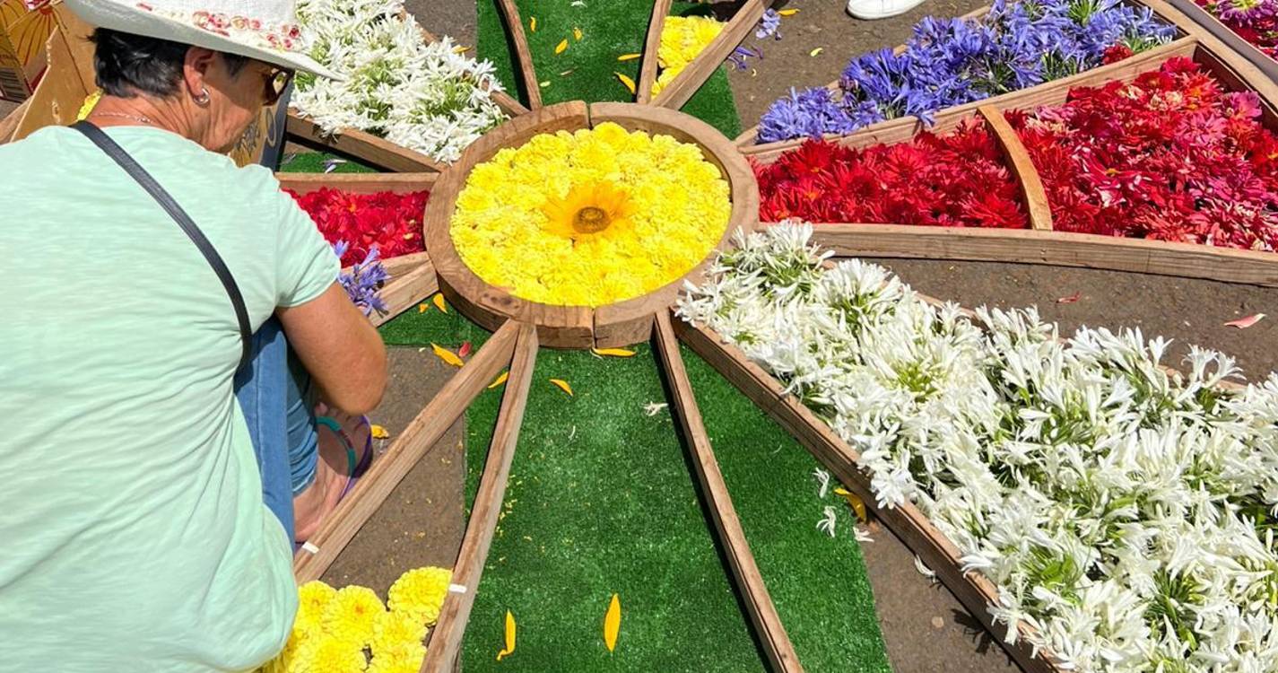 Encerramento da Festa de Nossa Senhora do Amparo reúne fiéis na Ponta do Pargo