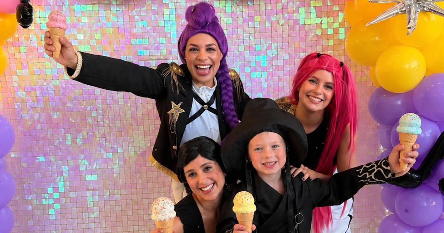 Parque infantil celebra Dia da Criança com gelados e mascotes