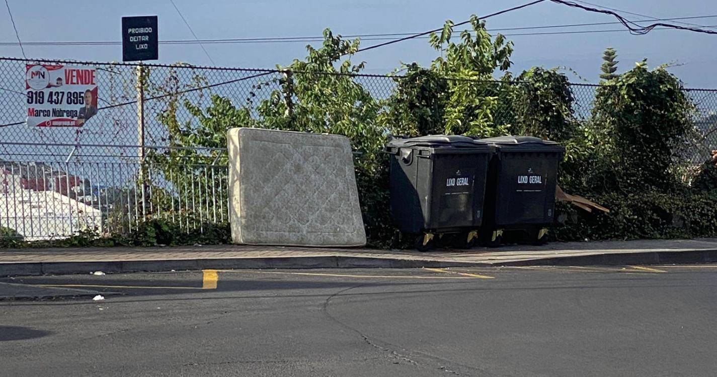 Turistas criticam sujidade no Pico dos Barcelos