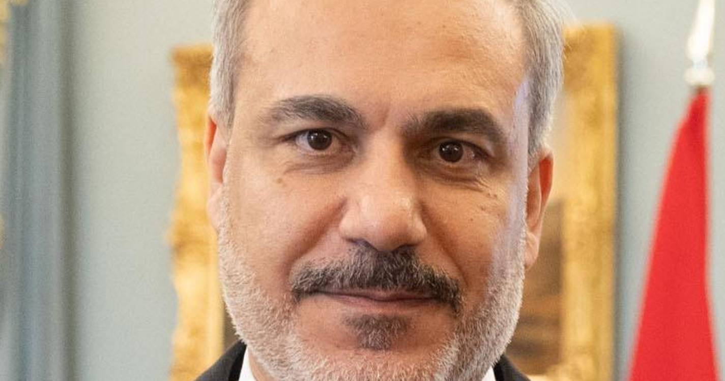 Ucrânia: Turquia propõe encontro entre Zelensky, Putin e Donald Trump