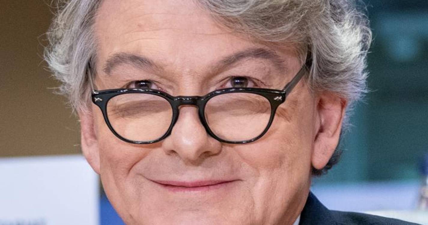 Macron formaliza recandidatura de Thierry Breton para a Comissão Europeia