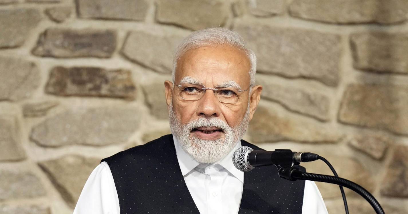 Ucrânia: PM indiano conversa com Zelensky antes de encontro com Putin