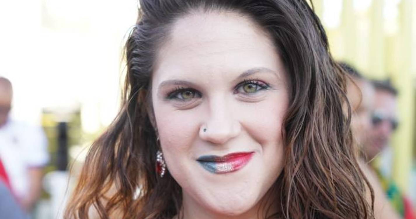 ’Fan zone’ bem composta e esperançosa (com fotos)