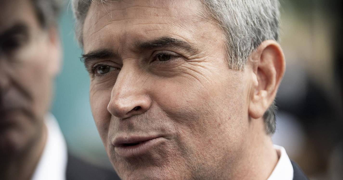 Secretário-geral do PS exige resposta do Governo para mitigar tarifas dos EUA