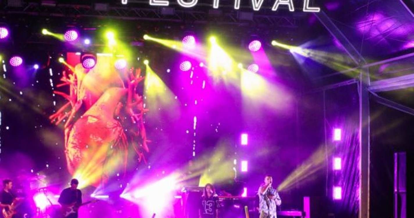 Veja como está a noite em Santana (com fotos)