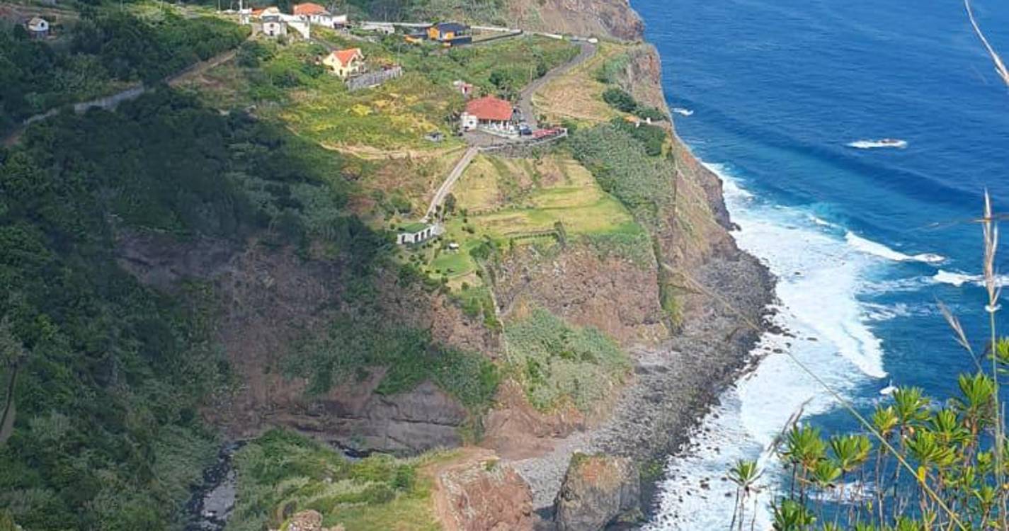 Clube de Ecologia Barbusano da Francisco Franco percorreu Arco de São Jorge