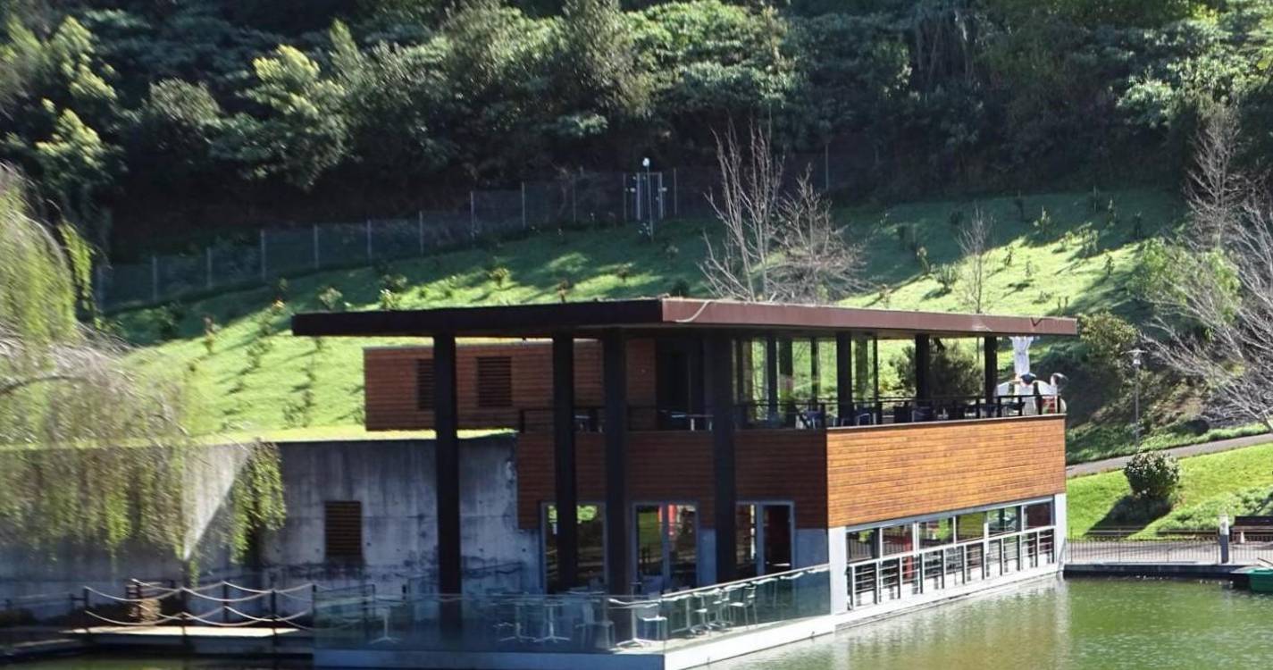 Concursos para a exploração do bar do Fórum Machico e da loja e bar do Parque Temático ficaram desertos