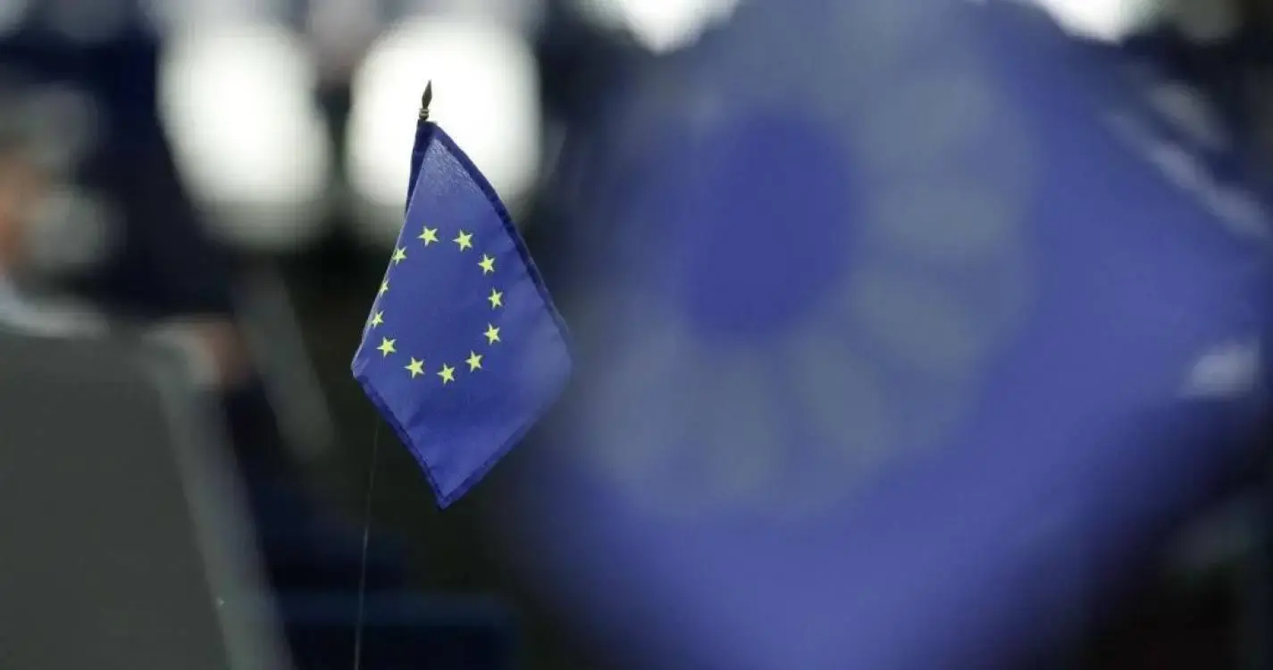 Israel/Irão: UE reitera que Teerão não deve ter armas nucleares