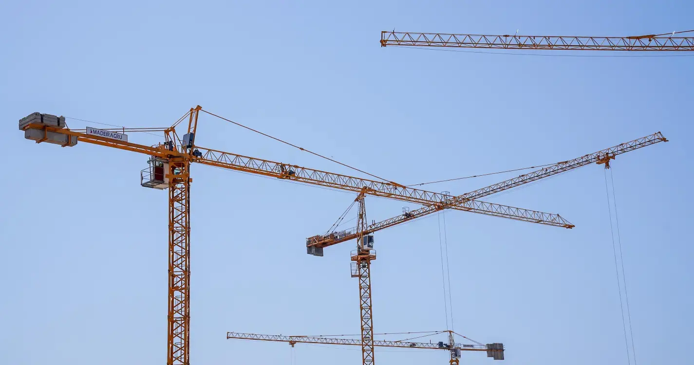 Sindicato da Construção Civil denuncia falta de formação profissional no sector