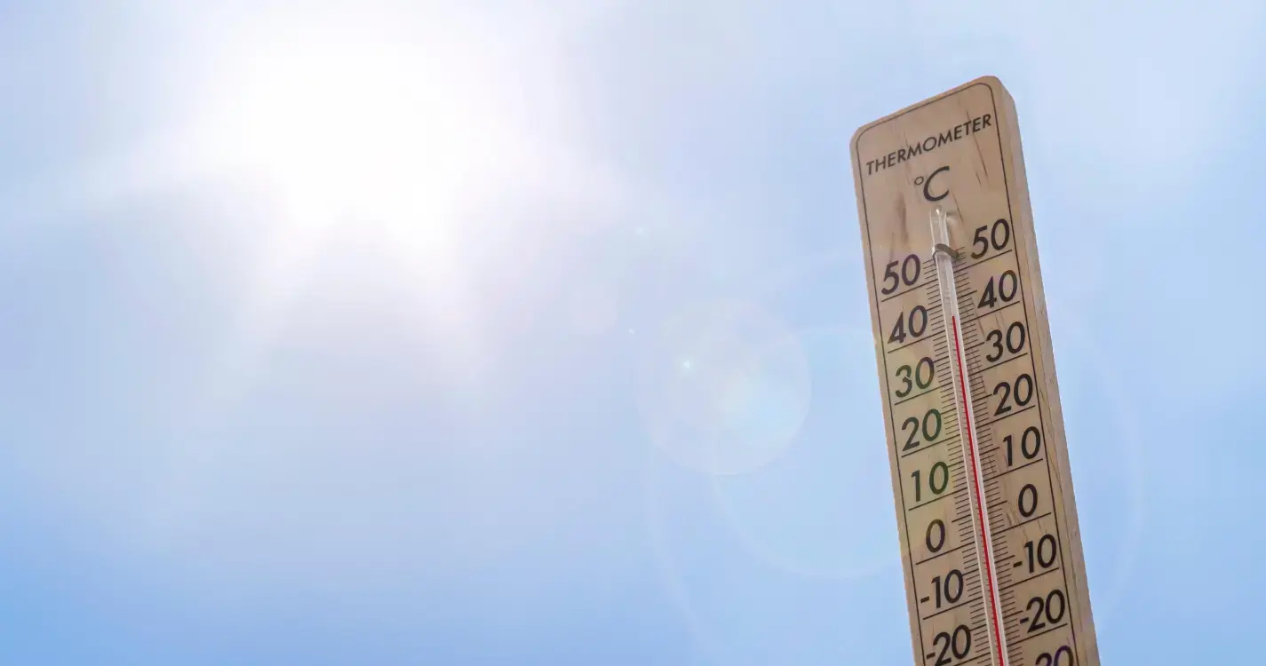 Julho quebra sequência de recordes e foi o 3.º mais quente desde que há registo