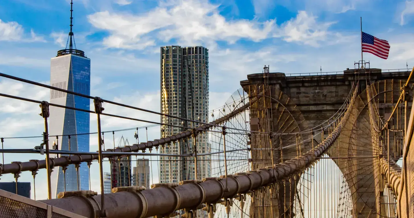 Pelo menos sete mortos e 11 feridos após acidente com avião de carga nos EUA