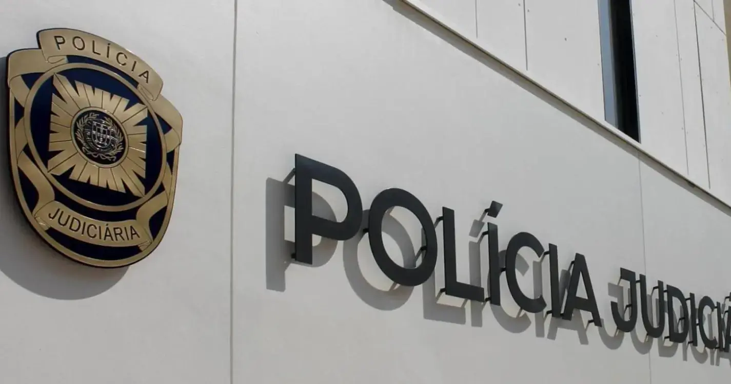 Detido na Madeira suspeito de roubo em posto de combustível de Pombal