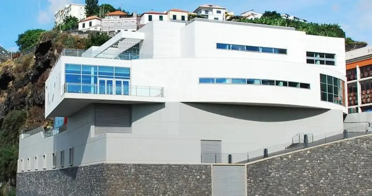 Seminário sobre ‘Ambientes de trabalho que inspiram’ em Câmara de Lobos