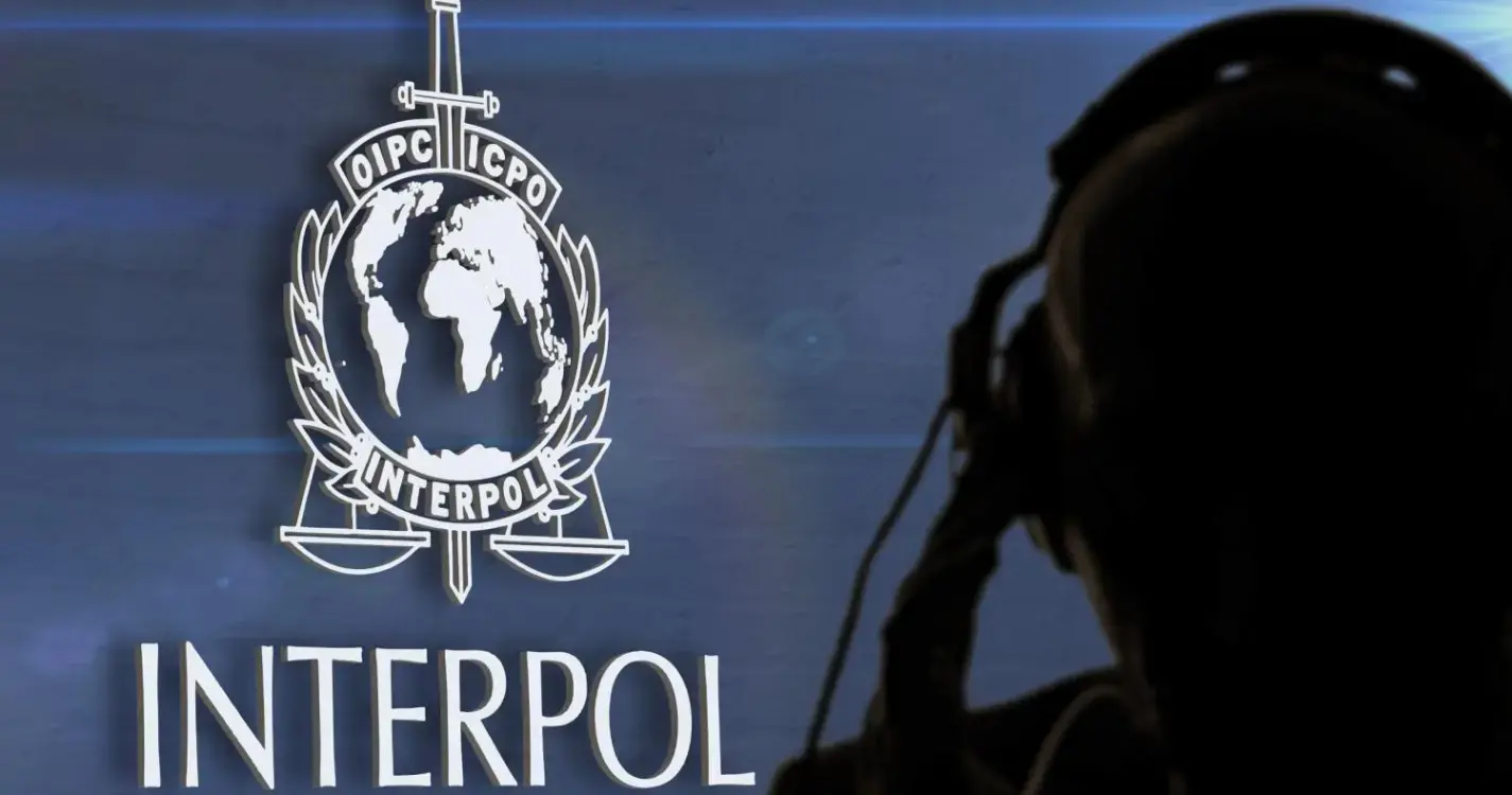 Operação da Interpol descobre quase 1.200 vítimas e detém 158 criminosos
