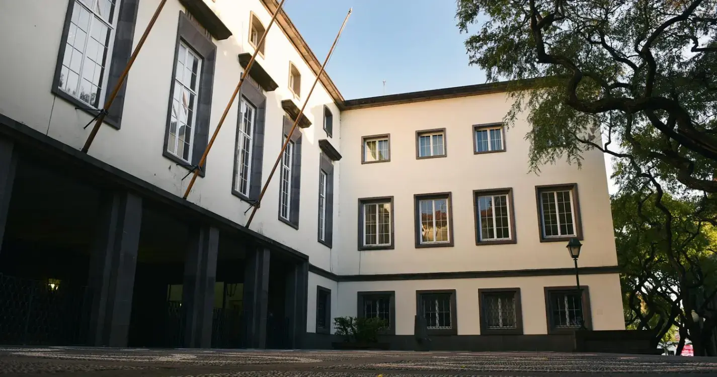 Receita efetiva do Governo Regional aumentou cerca de 91,1 milhões de euros