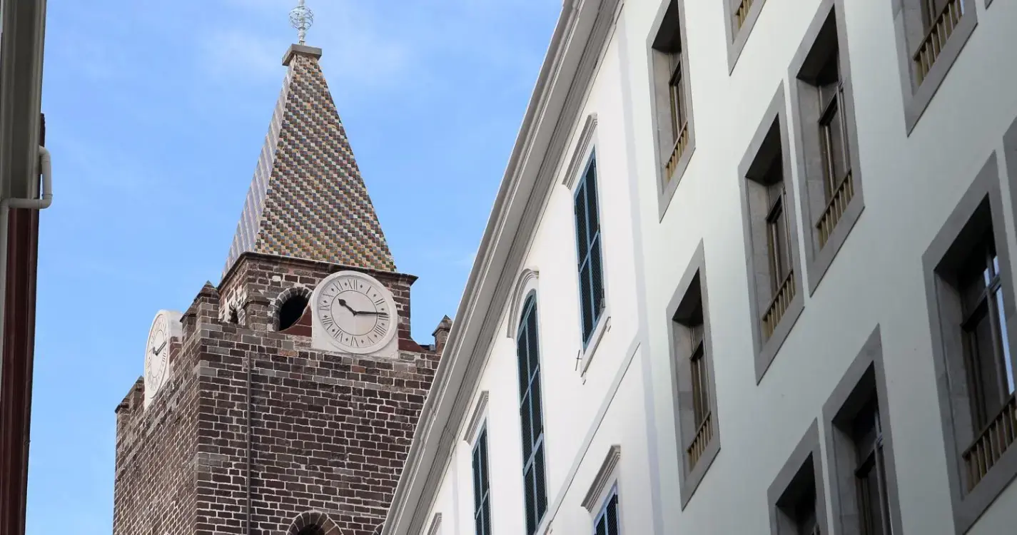 RIR a favor da manutenção do horário de verão durante todo o ano