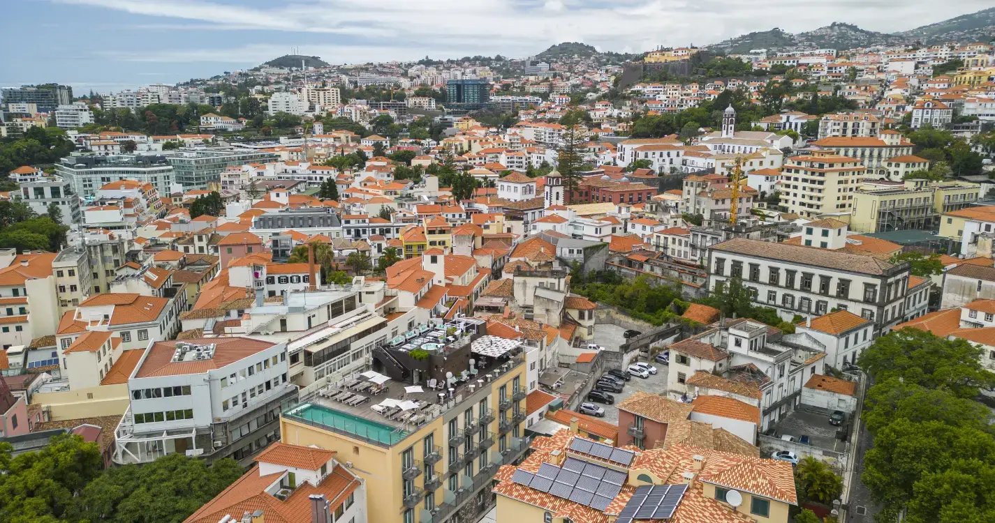 Dívida financeira do setor empresarial da Região com redução de 83,5 milhões de euros