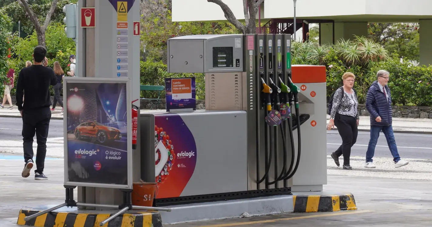 Governo mantém valor do desconto no ISP na próxima semana