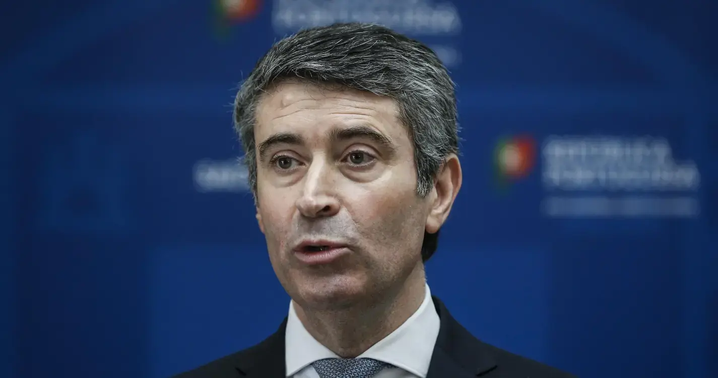 Autárquicas: Montenegro no distrito do Porto e Carneiro na Madeira e Açores ambos com agenda intensa