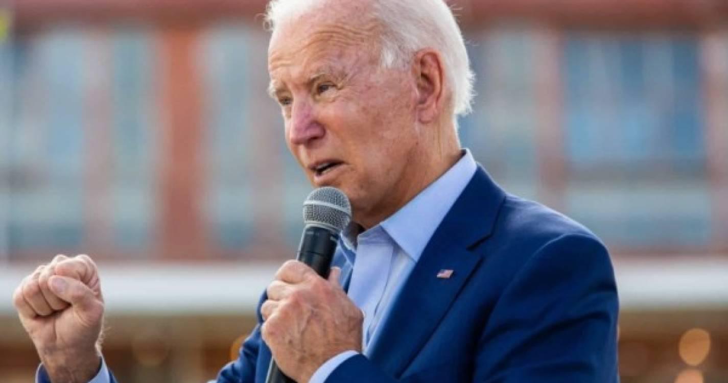 Ucrânia: Biden telefona a Zelensky a assegurar o seu apoio na guerra contra a Rússia