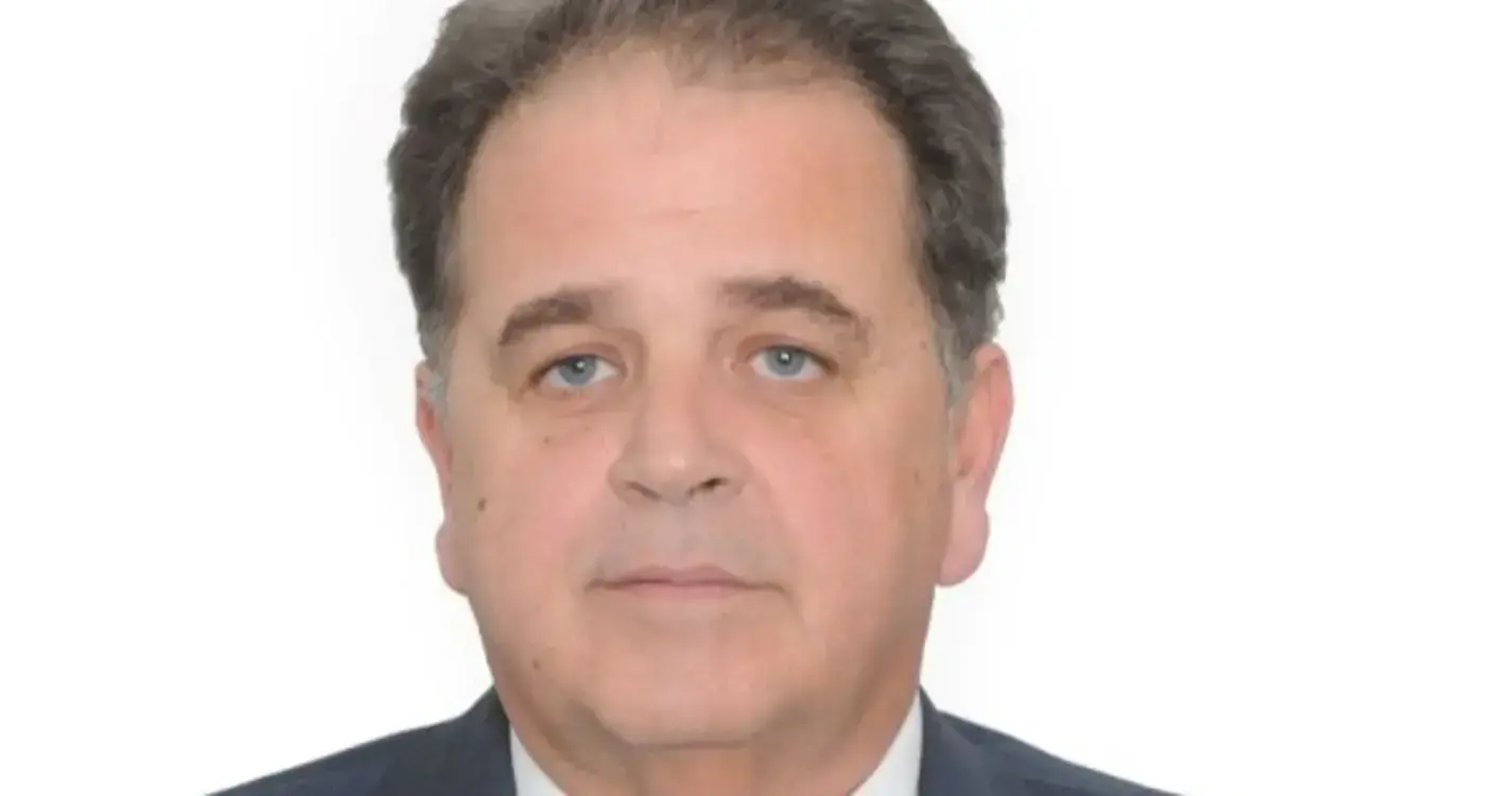 Ex-deputado contra “humilhação” imposta pelo PSD nacional