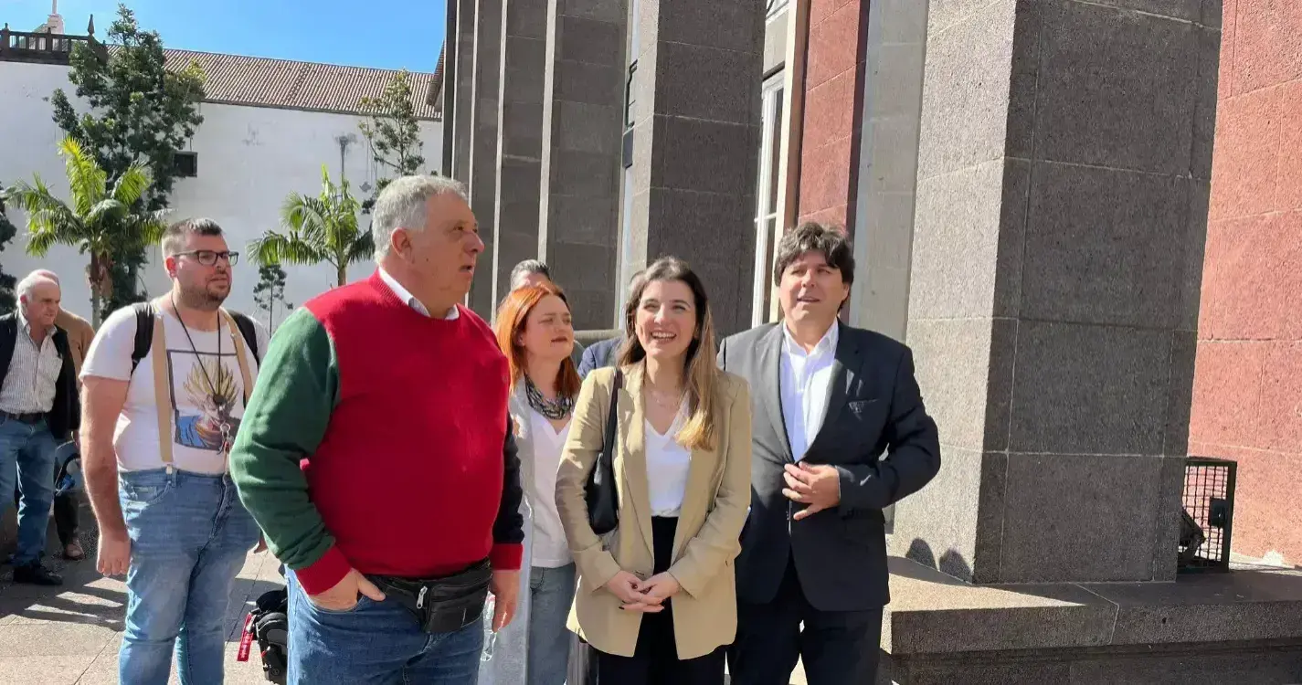 ‘Força Madeira’ denuncia falta de batas no Centro de Saúde do Bom Jesus