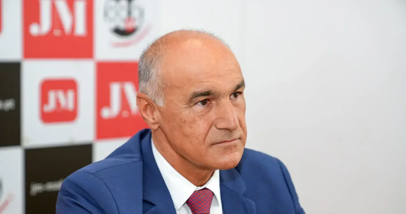 ‘Jaime Moniz’ assinala Dia do Professor com Jorge Carvalho