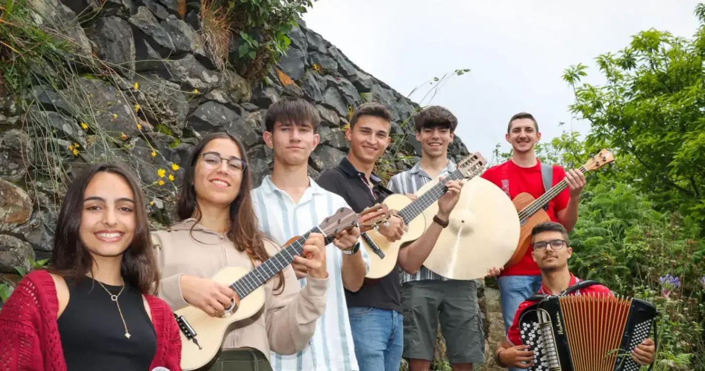 Grupo Cordophonia homenageia Max em atuação no Art’Camacha