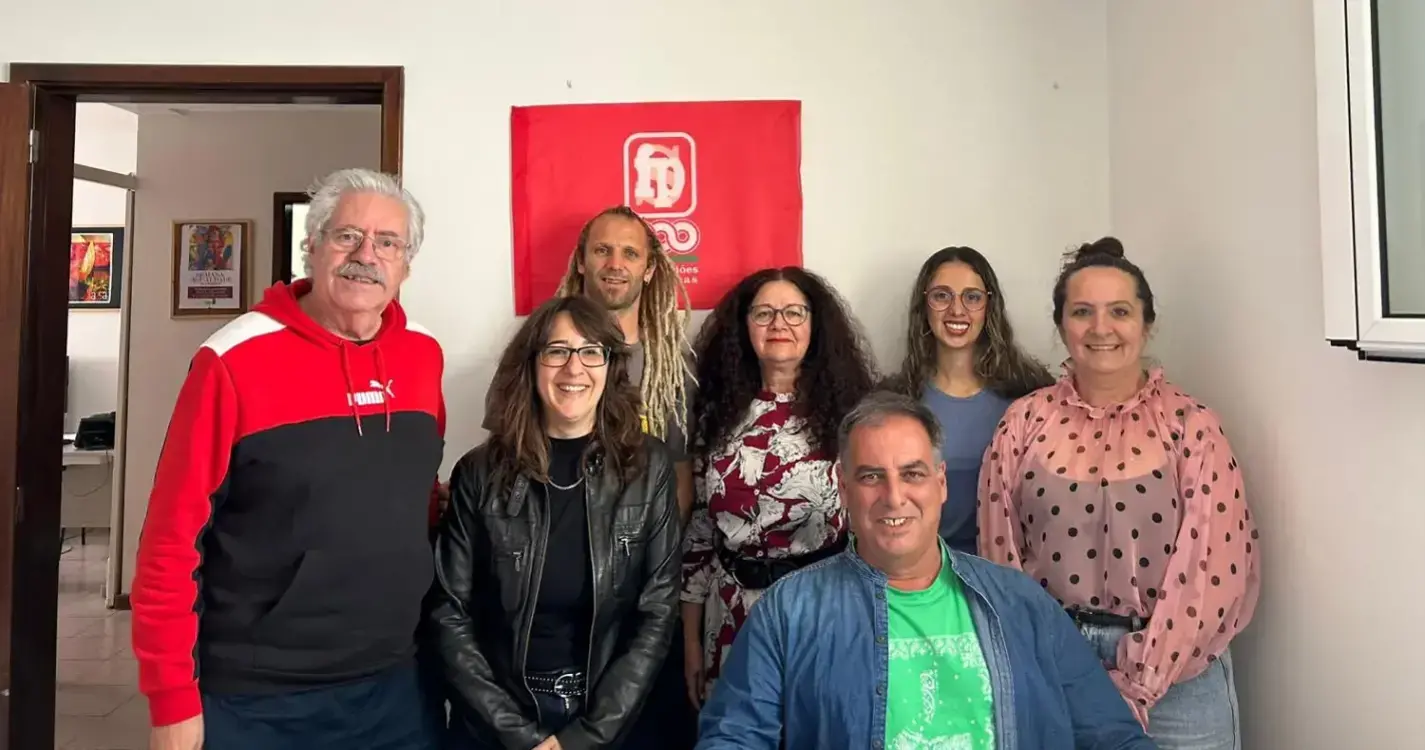 Sindicato “em defesa dos trabalhadores da Associação Living Care”