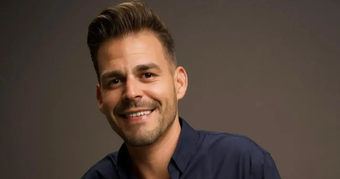 Cantor madeirense Rúben Aguiar conduzido à prisão da Cancela