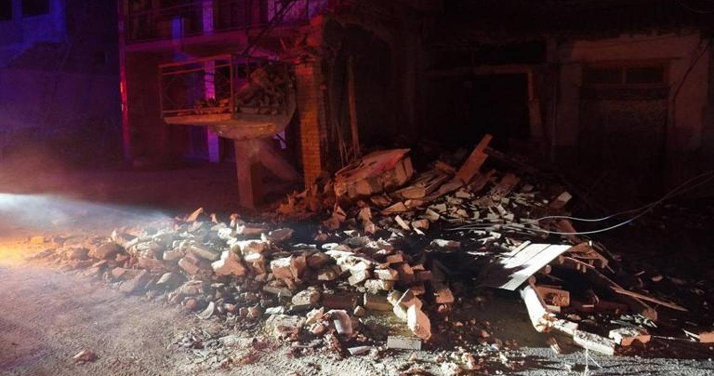 Pelo menos seis mortos e 10 feridos na China após raio causar queda de terraço