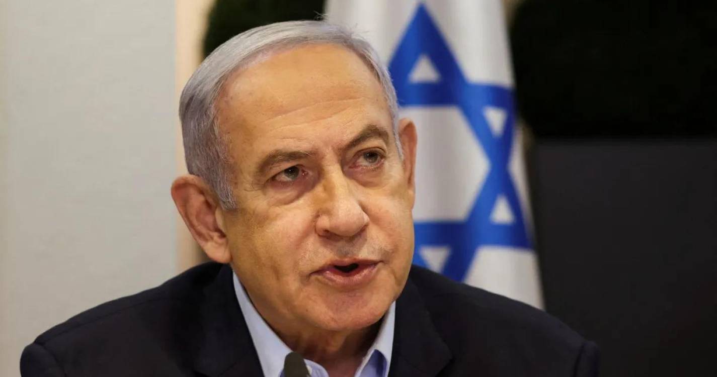 Primeiro-ministro israelita terá alta na terça-feira após operação a hérnia