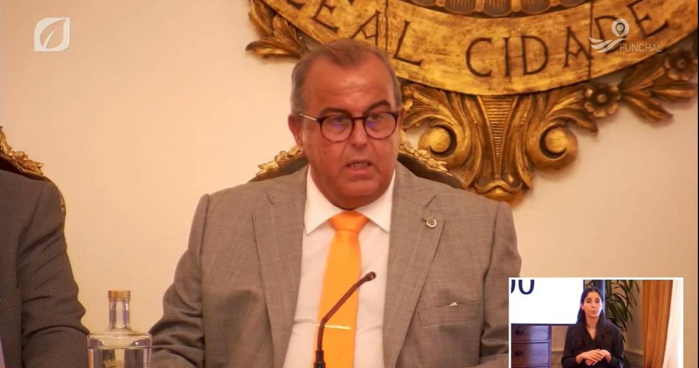 “Tudo confuso, ‘trumpalhado’, incompleto e dramático”