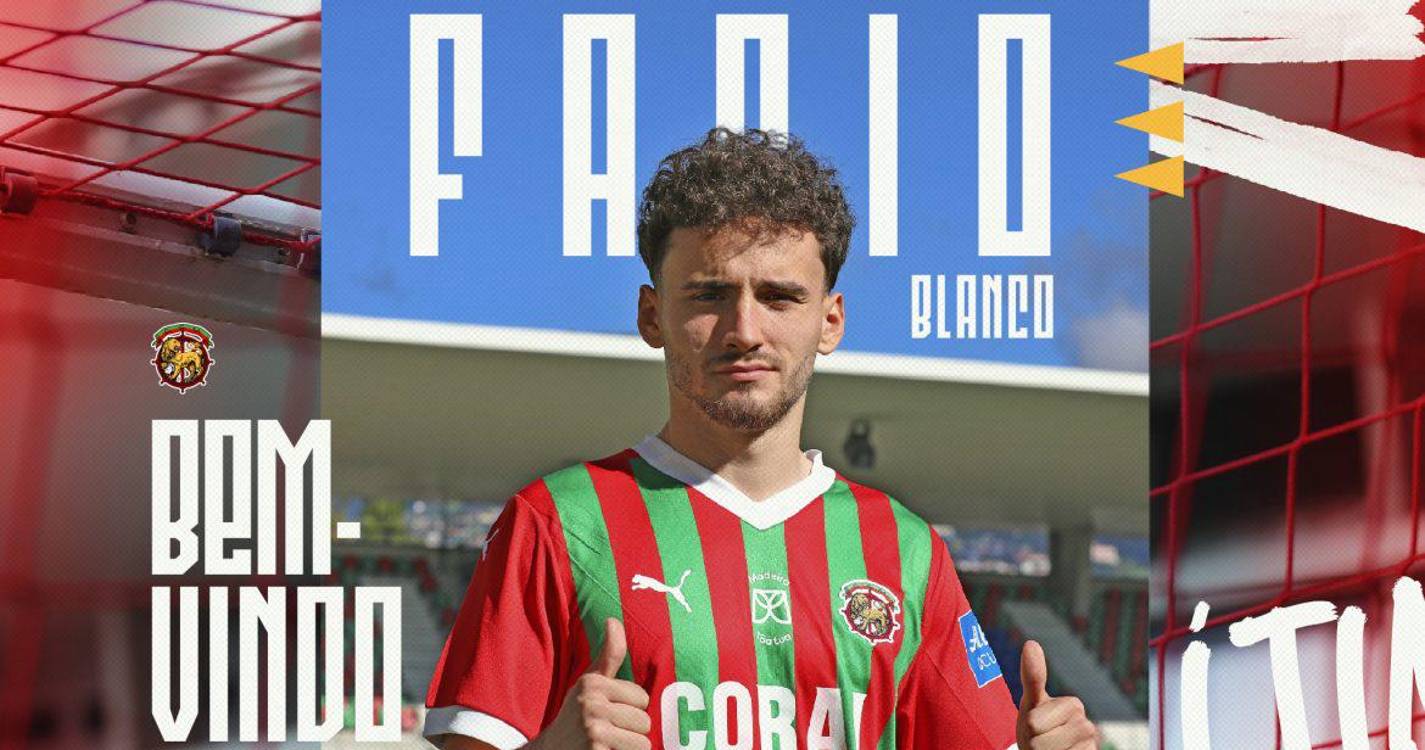 Marítimo oficializa avançado Fábio Blanco com contrato até junho de 2027