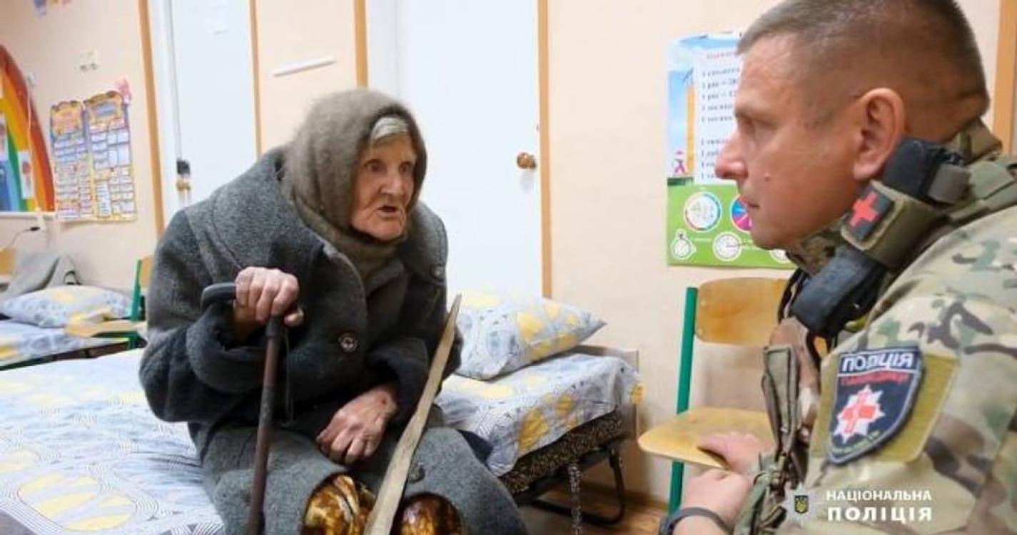 Idosa de 98 anos caminhou quilómetros de chinelos para fugir dos russos