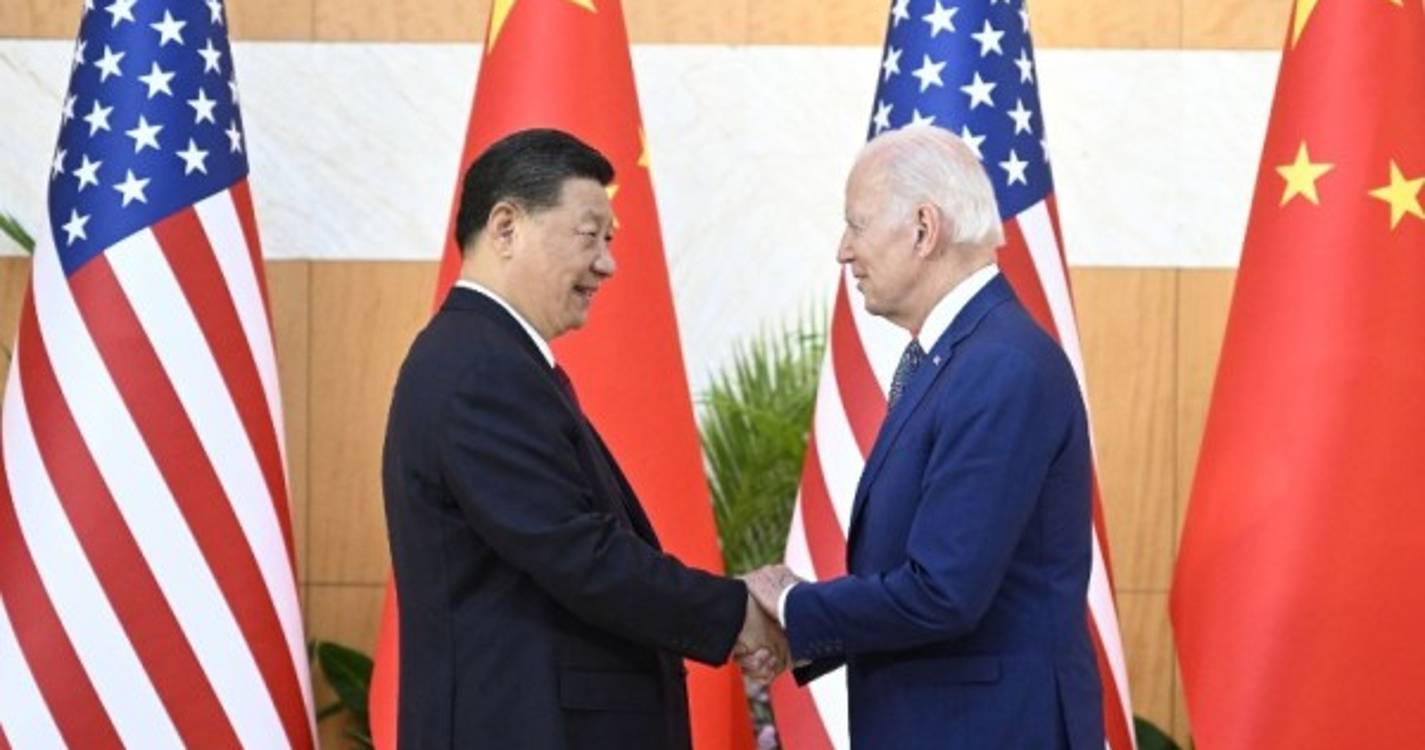 China acusa norte-americanos de quererem manter "hegemonia mundial"