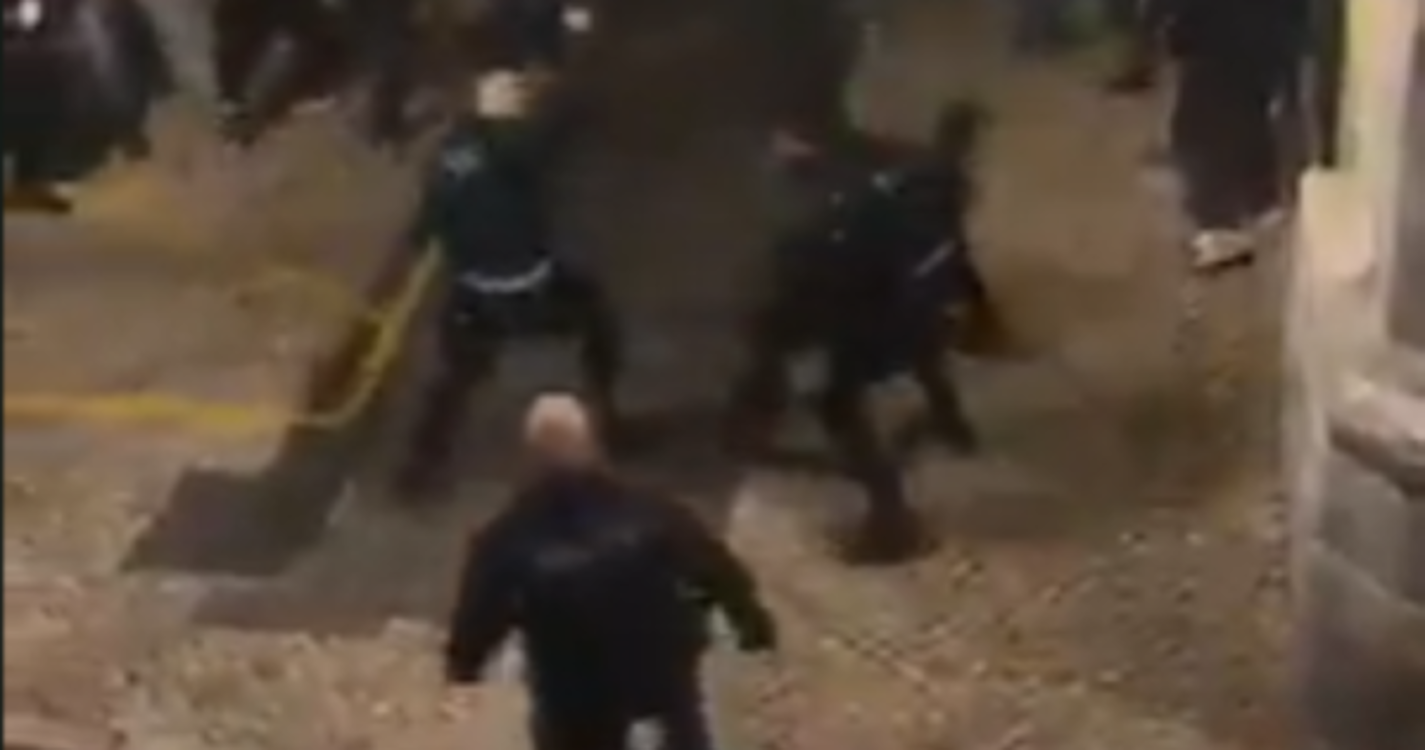 Adeptos do Borussia Dortmund à pancadaria envolvendo a PSP (com vídeo)