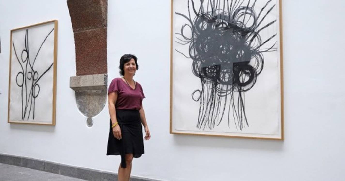 Mais de duas mil pessoas visitam exposição de Teresa Gonçalves Lobo